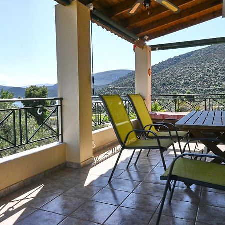 Pavlos' Cottage With Beach View Корфос Екстер'єр фото